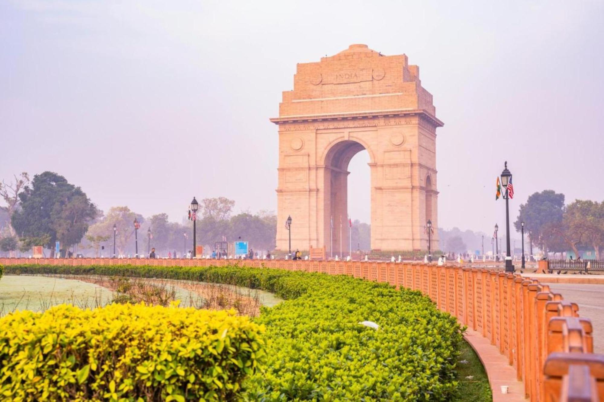 Del Fox Hotel Shanti Residency - Just A Minute Away From New Delhi Railway Station And Connaught Place & 5 Mins From Vfs מראה חיצוני תמונה